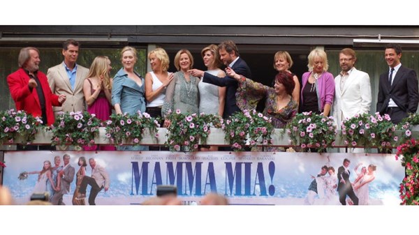 Nyáresti filmvetítések - Mamma Mia!